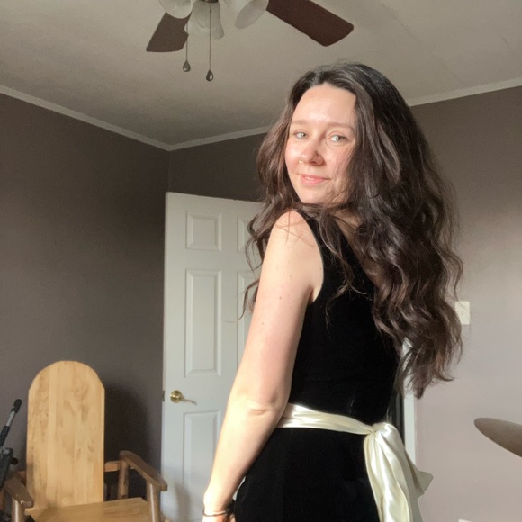 Meet your Posher, Savannah - Picture 2 of 12